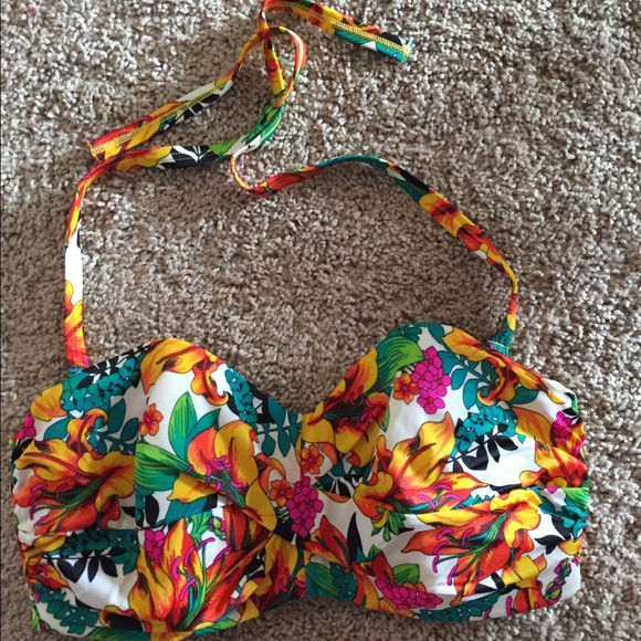 VS swimsuit top
