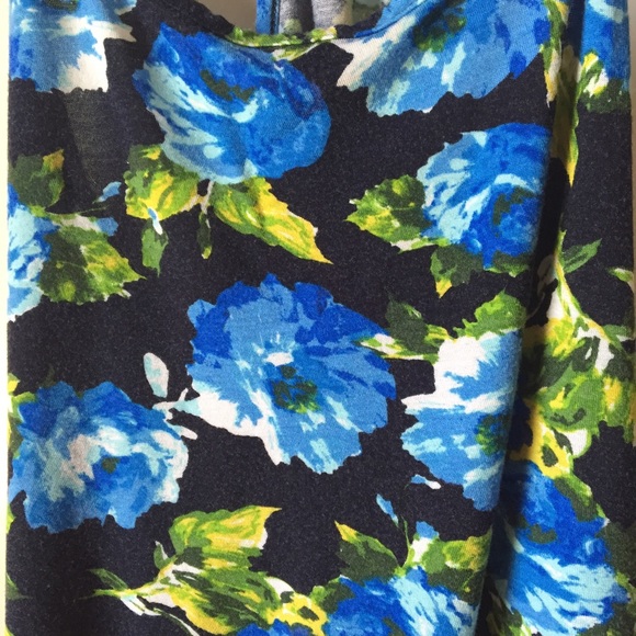 Blue floral shirt - Picture 3 of 3