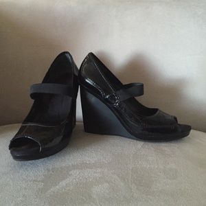 Nine West wedge shoes