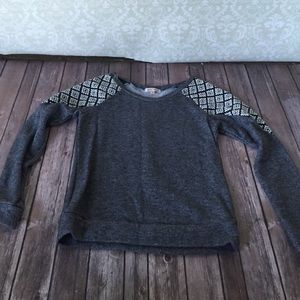 Long sleeve shirt