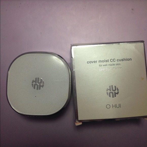 Cushion foundation WITH REFILL