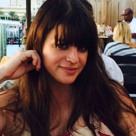 Meet your Posher, Nicole - Picture 1 of 1