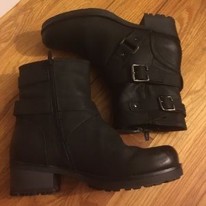 Black booties worn once