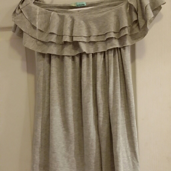 Top - Picture 2 of 2