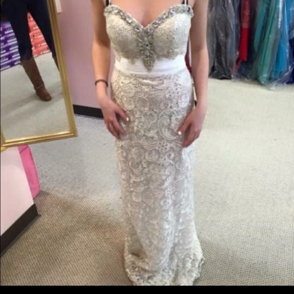 Queen Prom Dress