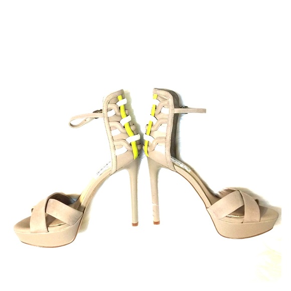 Gianni Bini Shoes - Gianni Bini Jaxie Shoes