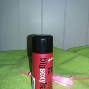 Big sexy hair powder play