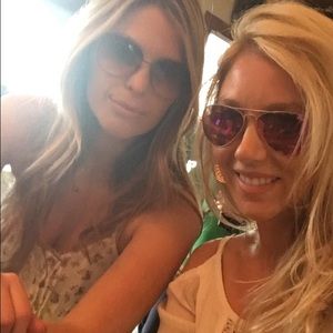 Meet your Posher, Sydney