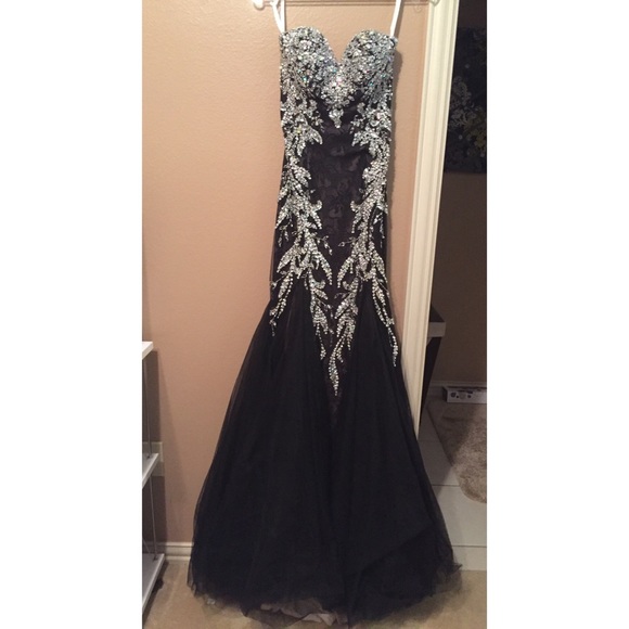 Mac Duggal Prom Dress Black 81901r - Picture 3 of 4