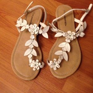 Gently worn White floral strap sandals
