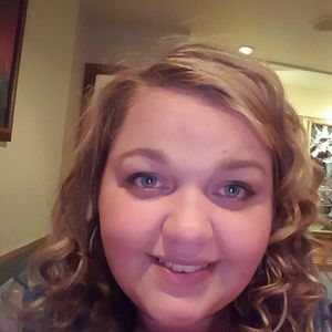 Meet your Posher, Katlyn