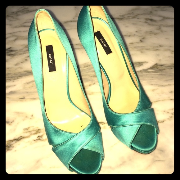 Bally Epira Satin peep toes. - Picture 1 of 4