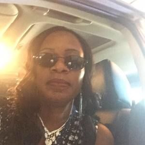 Meet your Posher, Theresa