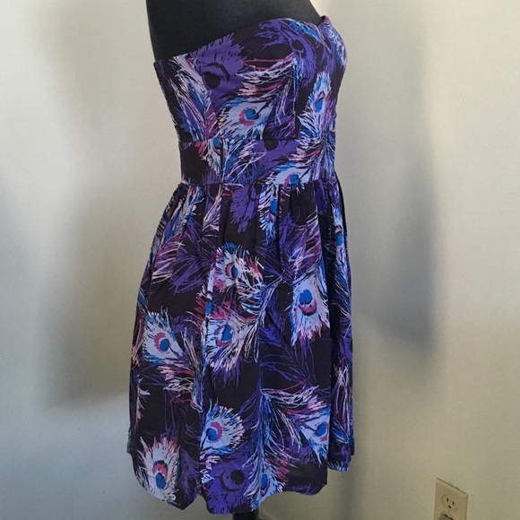 Dress - Picture 3 of 4