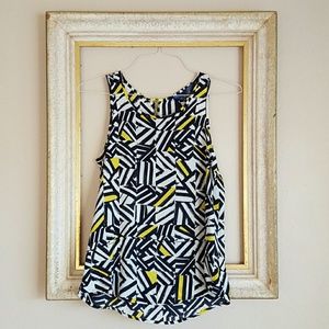 Sleeveless patterned top