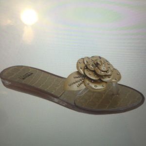 STUART WEITZMAN BLOOMED FLORAL THONG SANDAL