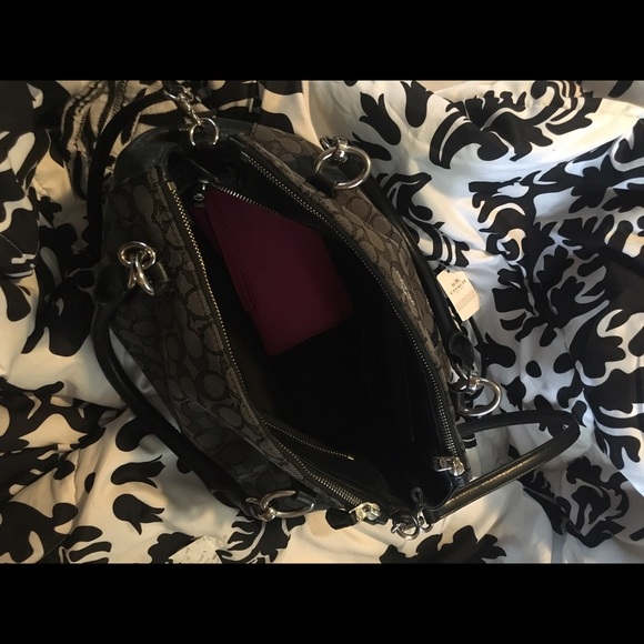 Coach handbag & wristlet - Picture 2 of 3