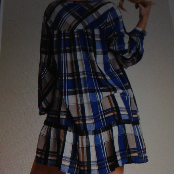 PLAID BUTTON TUNIC - Picture 3 of 4