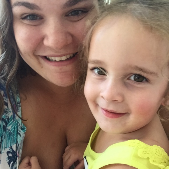 Meet your Posher, Madie