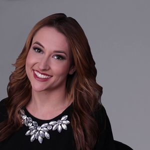 Meet your Posher, Courtney