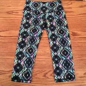 VS Sport Knockout Crop Leggings