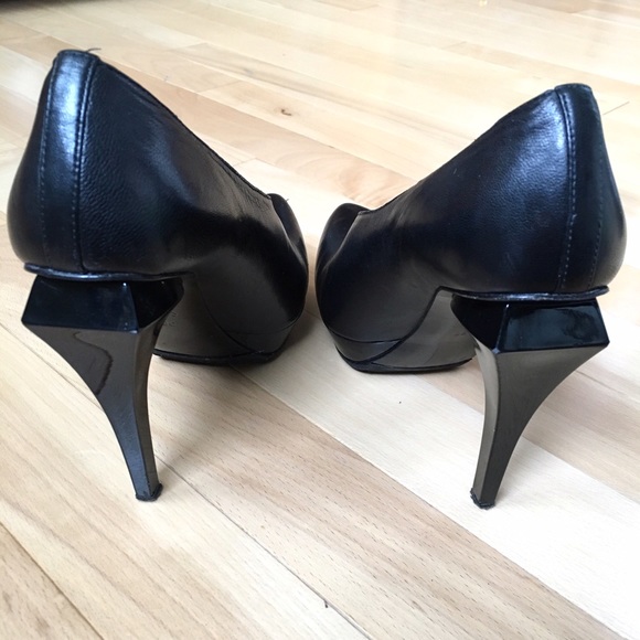 ❌SOLD❌ Alexander Wang 'Natasha' Pumps Size 36 - Picture 3 of 4