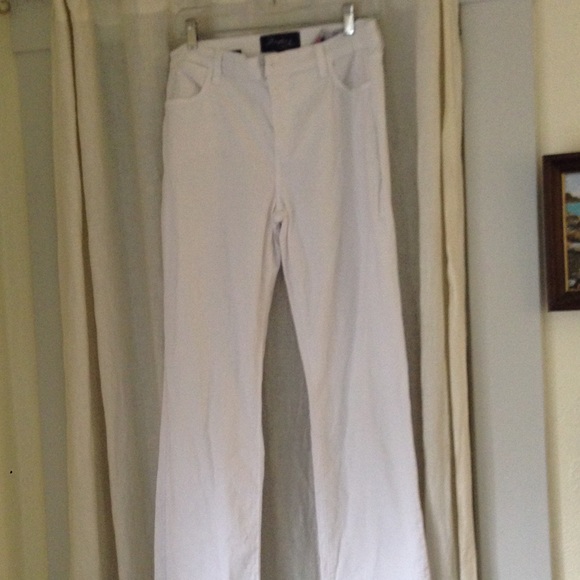 Size 10 nydj straight leg white jeans