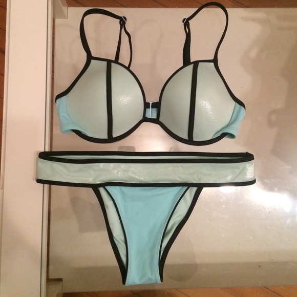 NEW Victoria's Secret Metallic Colorblock Bikini