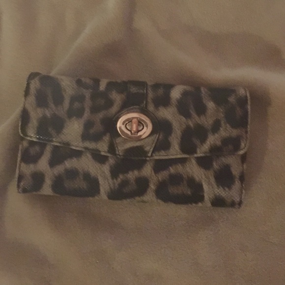 ❌❌ ON HOLD ❌❌ Charming Charlie cheetah wallet