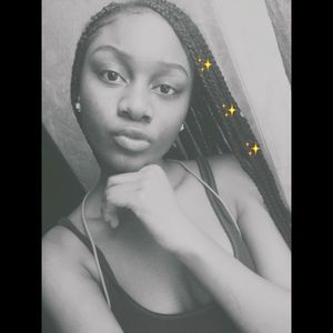 Meet your Posher, Kyra