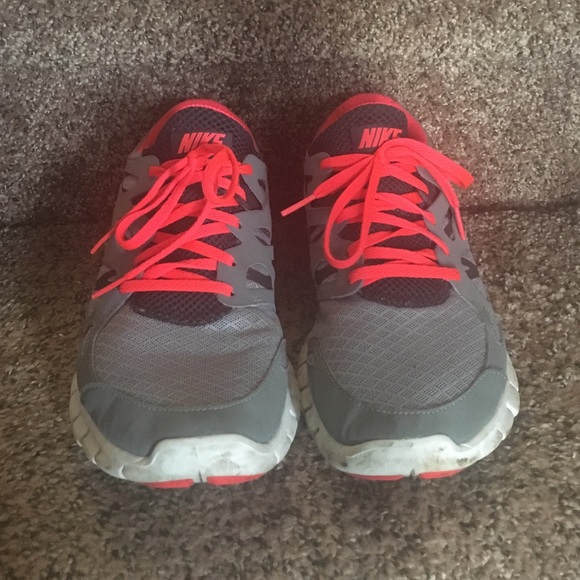Nike free runs