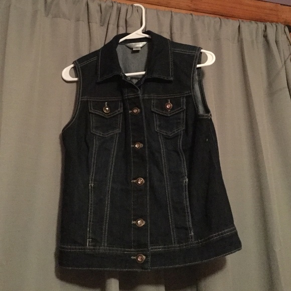 Jean Vest with diamond buttons