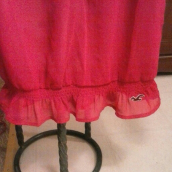 HOLLISTER SHRIT - Picture 3 of 4