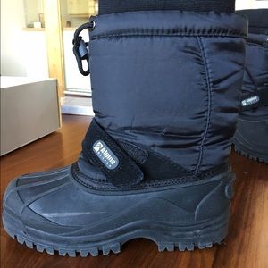 Kids boots