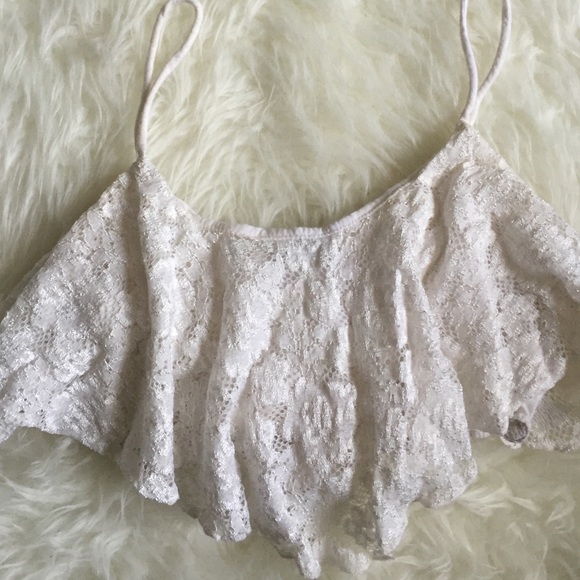 Crop top. Perfect for the beach