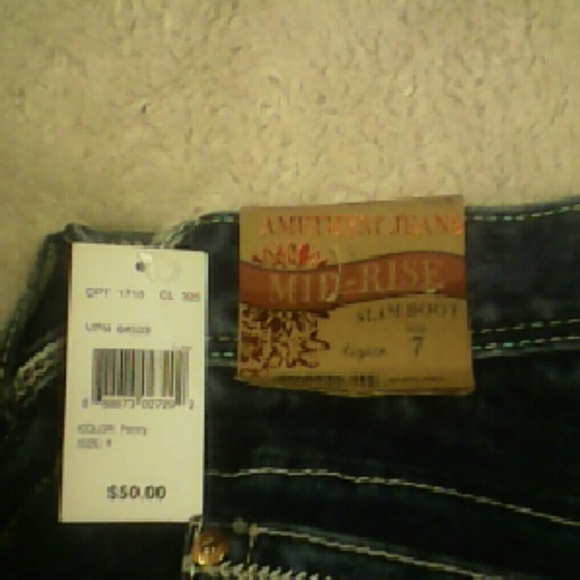 Jeans - Picture 3 of 3