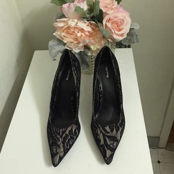 Lace pattern heels