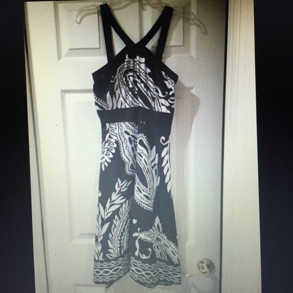 Cute dress, only worn a few times!
