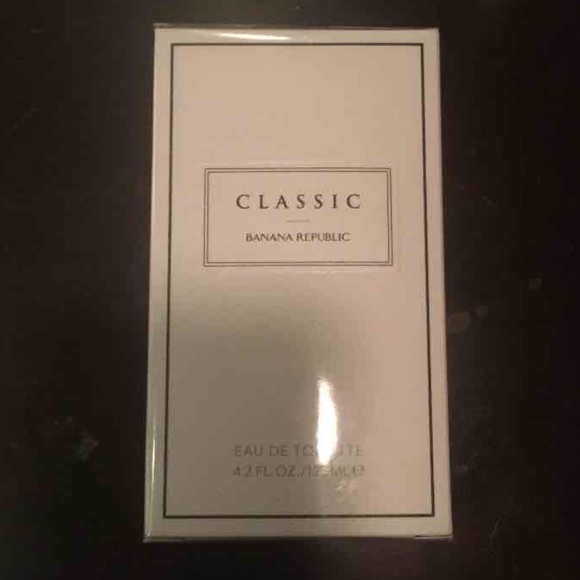 Banana Republic Classic 4.2 Fl Perfume