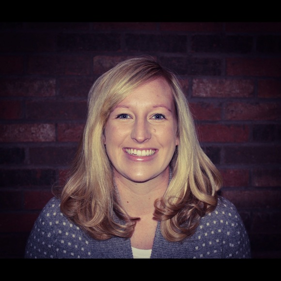 Meet your Posher, Ashley - Picture 1 of 1