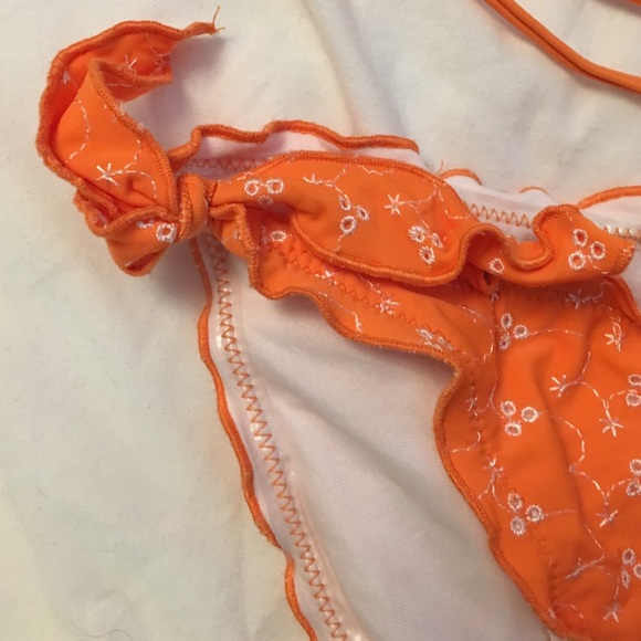 Orange bikini - Picture 3 of 4