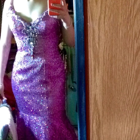 Purple prom dress with corset back - Picture 2 of 2
