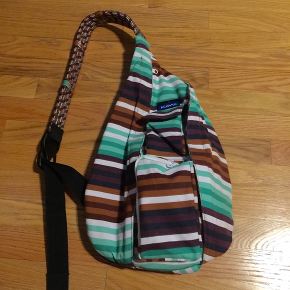 Kavu Handbags - 📌SOLD📌Brand new kavu rope sling bag