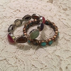 Set of two stone bracelets