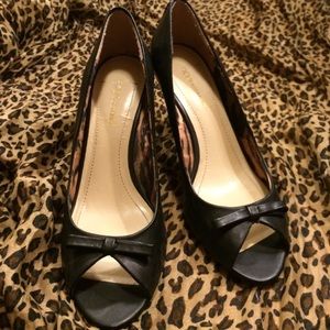 BCBGeneration black leather peep toe wedges sz 9