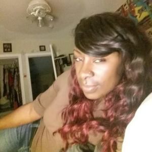 Meet your Posher, Kandi