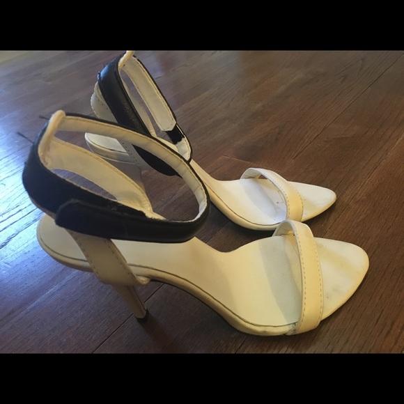 Shoes - Picture 2 of 3