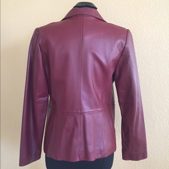 Leather jacket - Picture 2 of 4