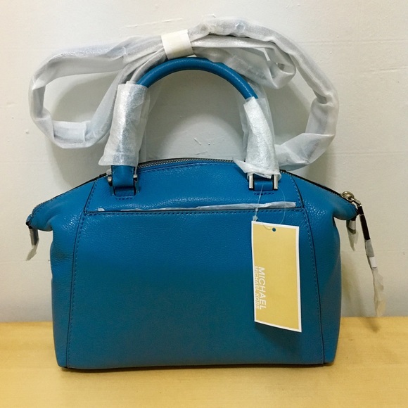 Michael Kors Riley Small Satchel - Picture 2 of 4