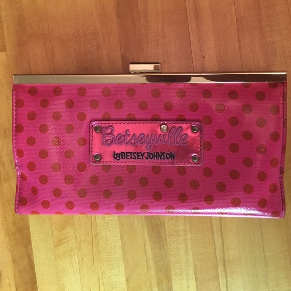 Betsy Johnson - Versatile Clutch / Wallet